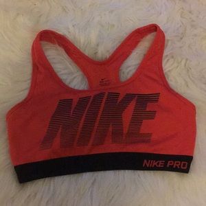 Nike Pro Sports Bra